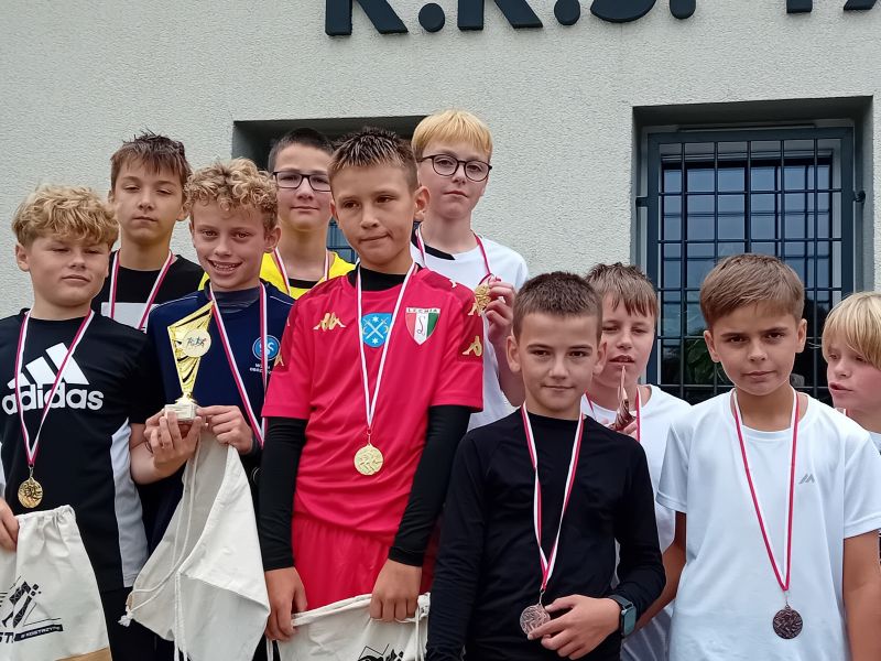 Sukcesy w Drużynowych Biegach Przełajowych
