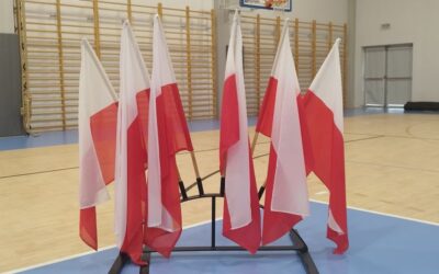 Akcja „Szkoła do hymnu”