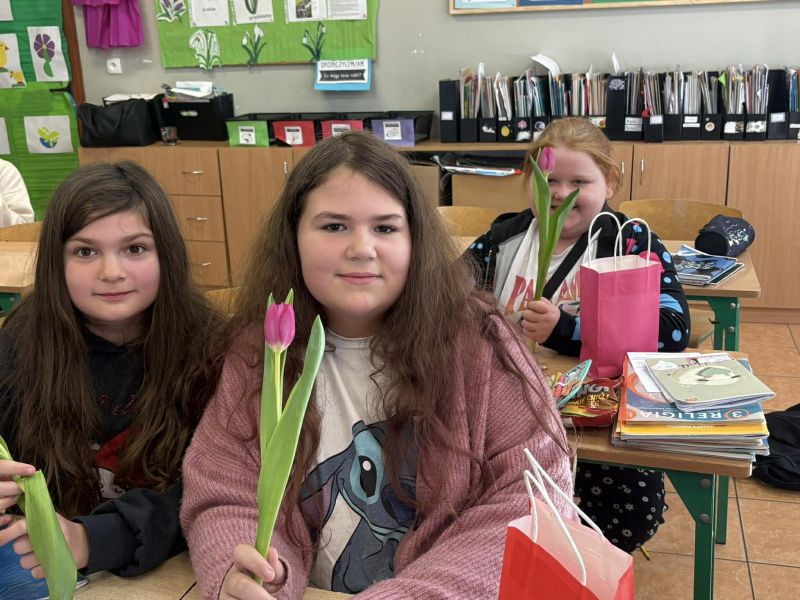 Dzień Kobiet w klasach I – III